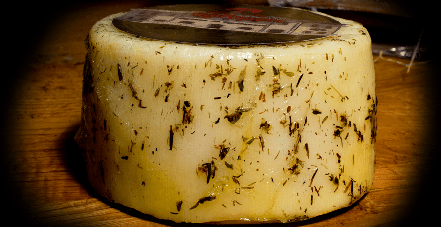 Queso Radiquero de cabra curado San Pelegrin con tomillo 440gr